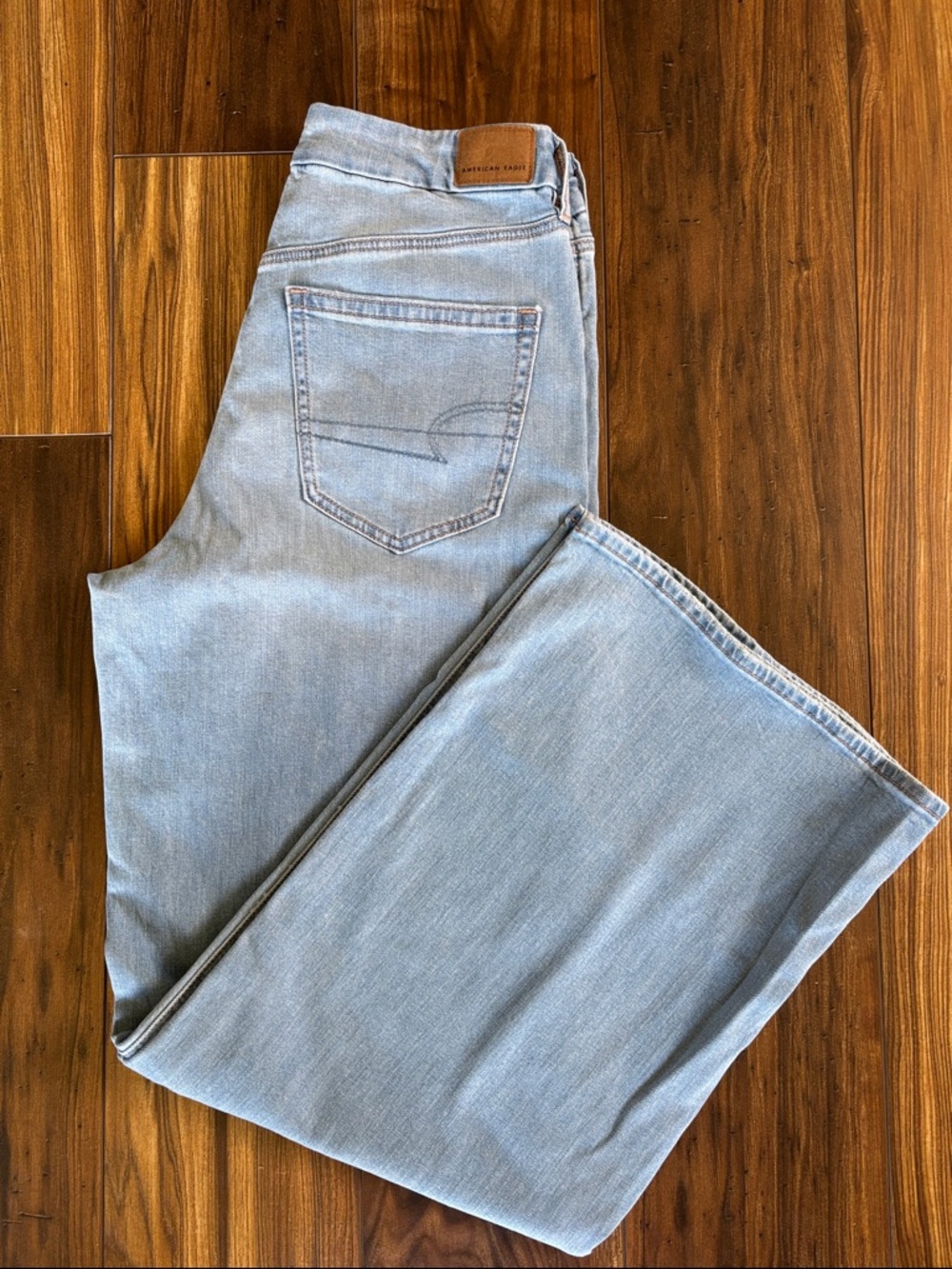 American Eagle Outfitters Dreamy Drape Wide Leg Flare Jeans 8 Long Women’s